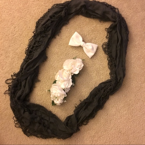 Scarf Bundle - Picture 4 of 6